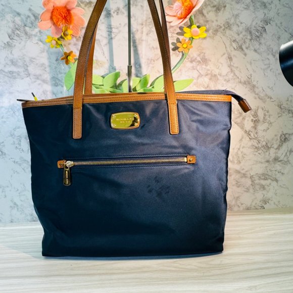 Michael Kors MK Kempton Blue Nylon Saffiano Large Leather Satchel Tote Bag - Picture 2 of 9